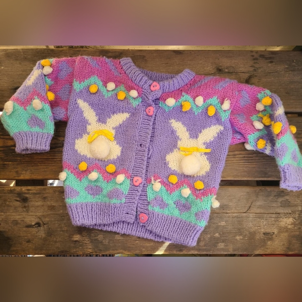 VINTAGE KIDDING AROUND SZ 2T GUC PINK / LAVENDER BUNNY Aplique Cardigan Sweater